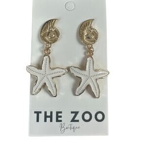 Medium Starfish Earrings‎